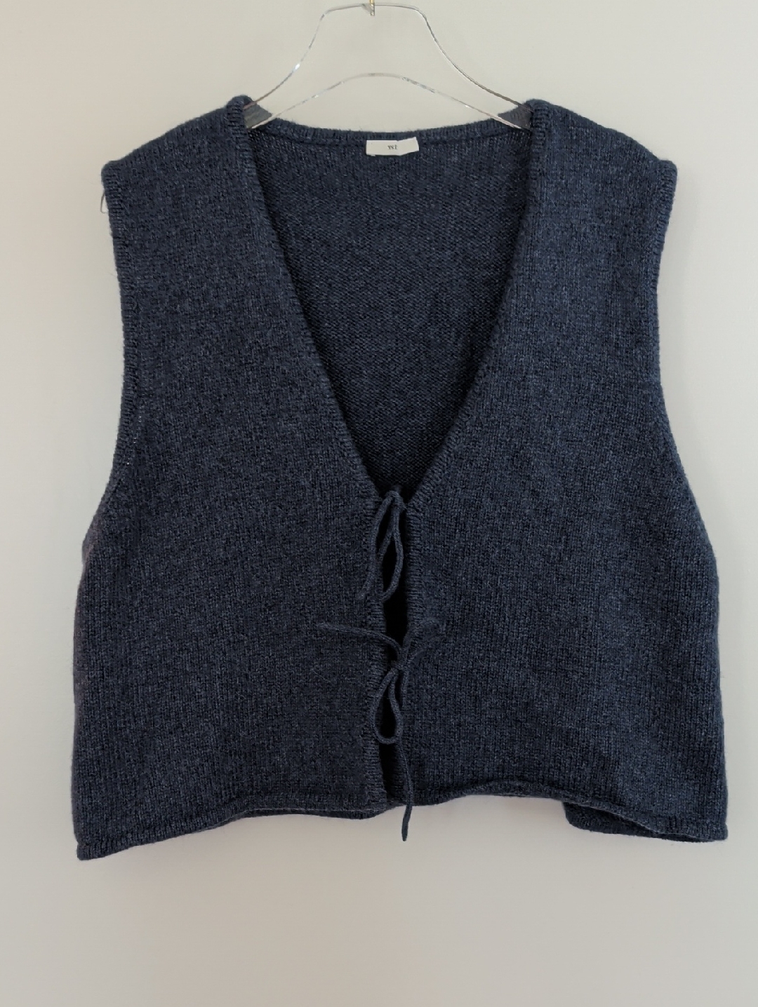 Yse Tie-Front Wool And Alpaca V-Neck Tie Front Knit Vest In Navy